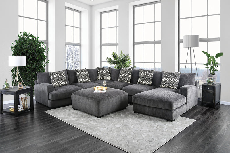 KAYLEE U-Shaped Sectional, Right Chaise