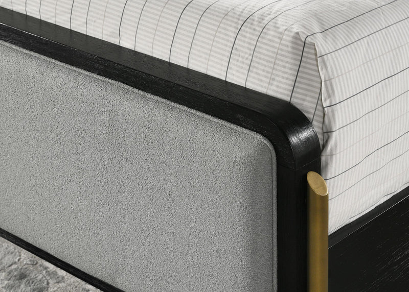 Arini Bed