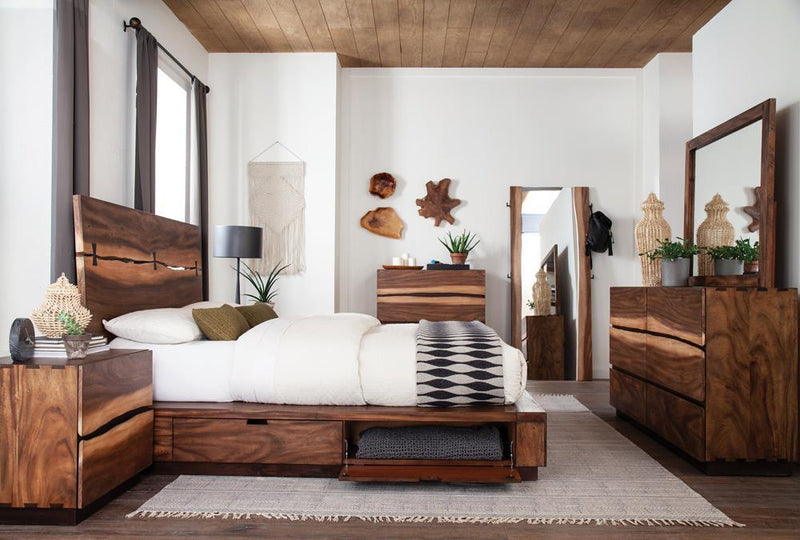 Winslow California King, E.King & Queen Bed Smokey Walnut and Coffee Bean