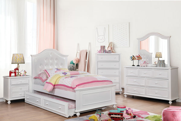 OLIVIA White 4 Pc. Full Bedroom Set image